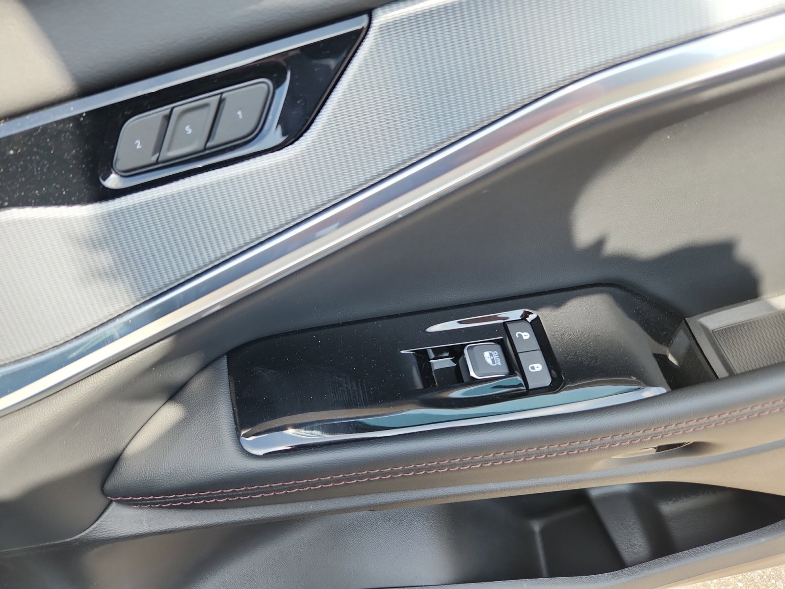 New 2025 Jeep Wagoneer S Launch Edition image 17