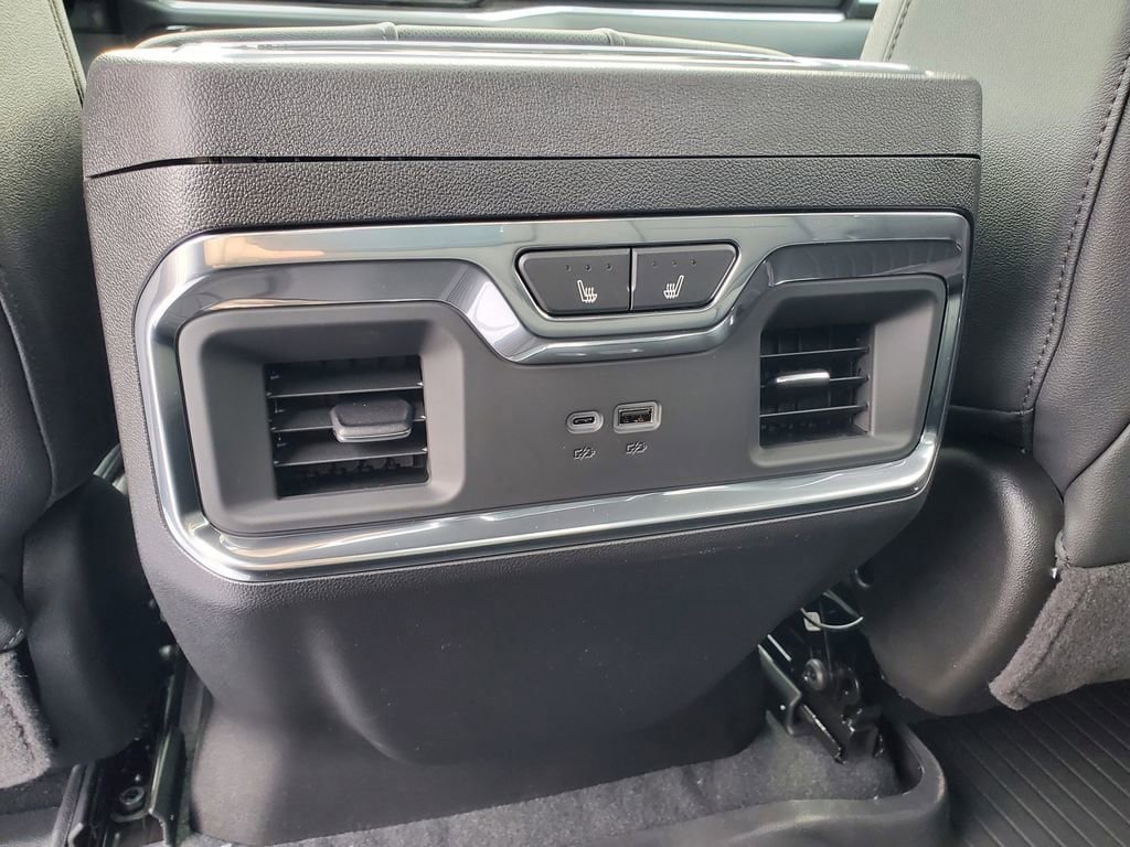 New 2026 Chevrolet Silverado 2500 LTZ w/ LTZ Premium Package AWD/4WD image 29