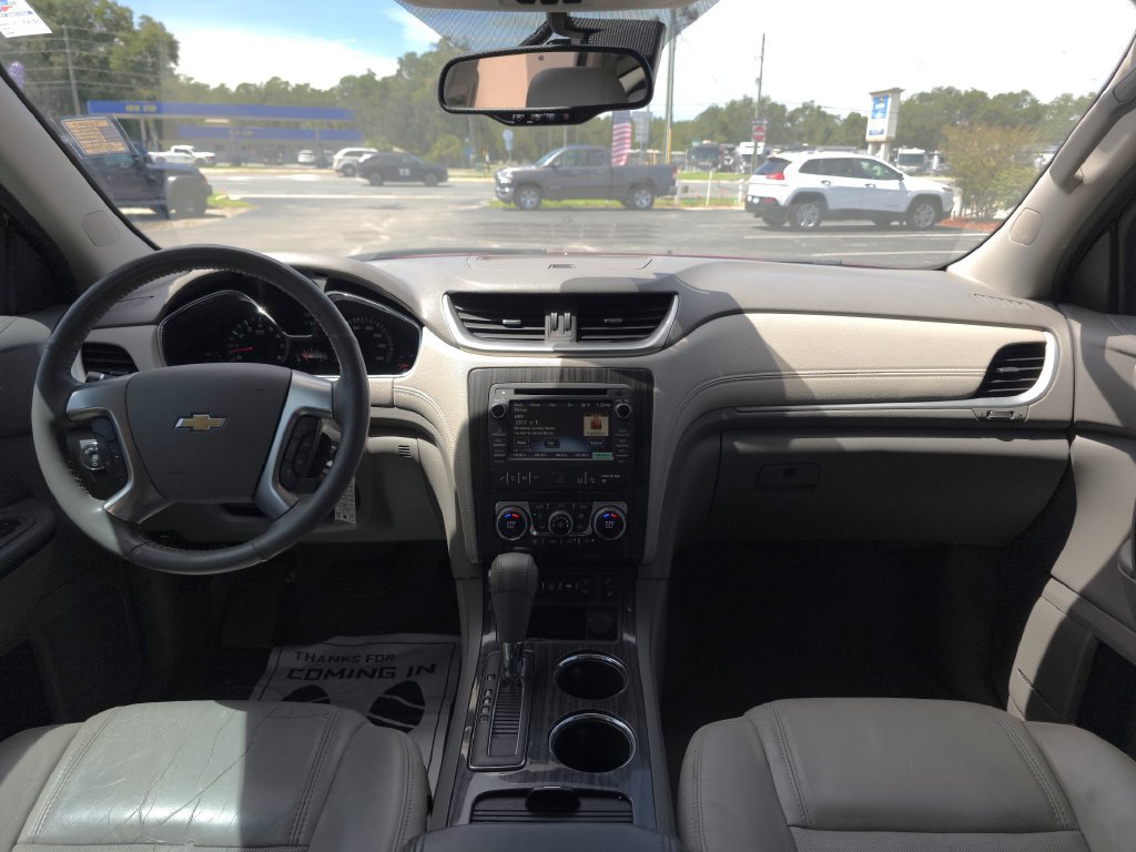 Used 2014 Chevrolet Traverse LTZ FWD image 18
