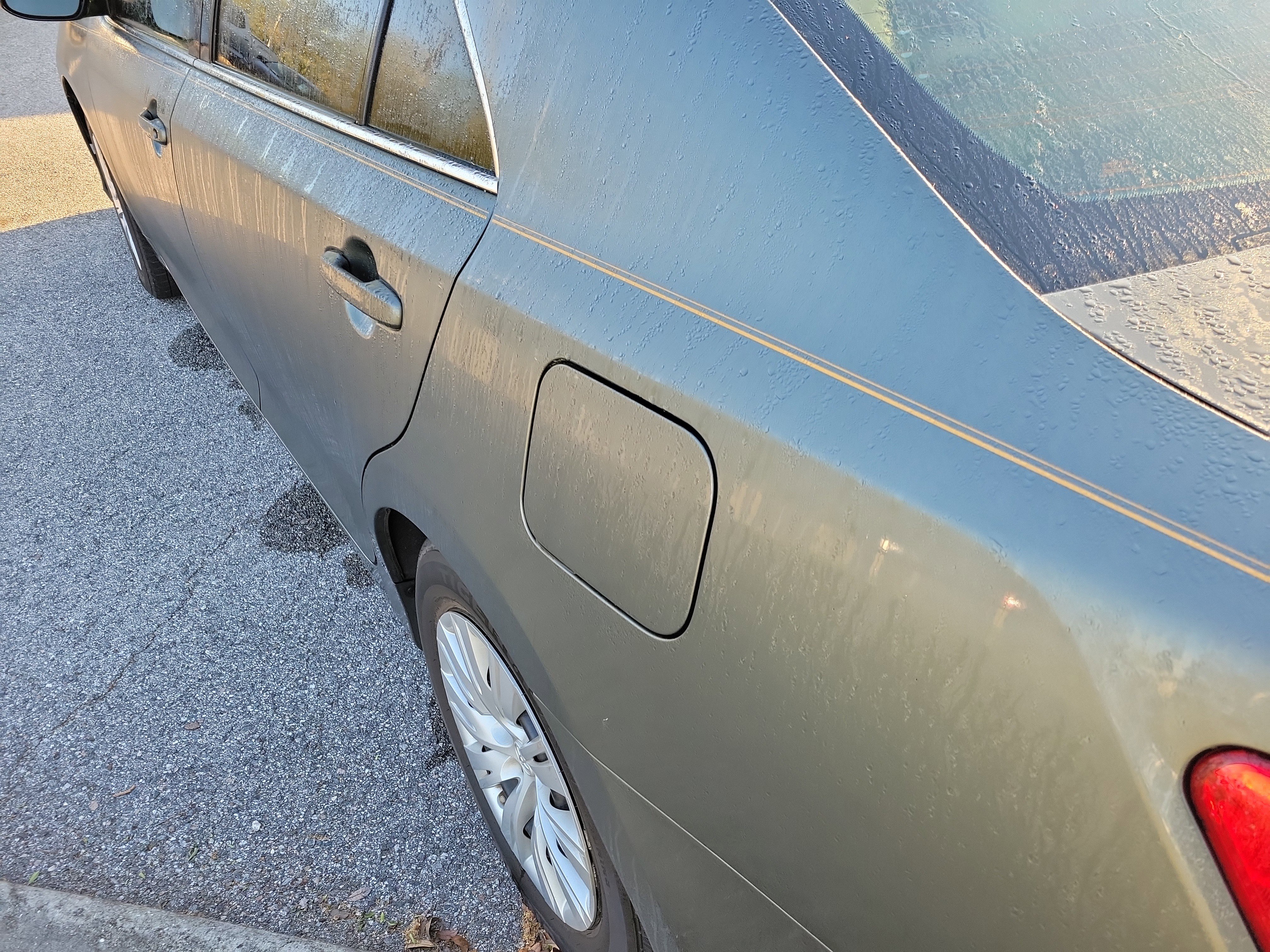 Used 2013 Toyota Camry L image 21