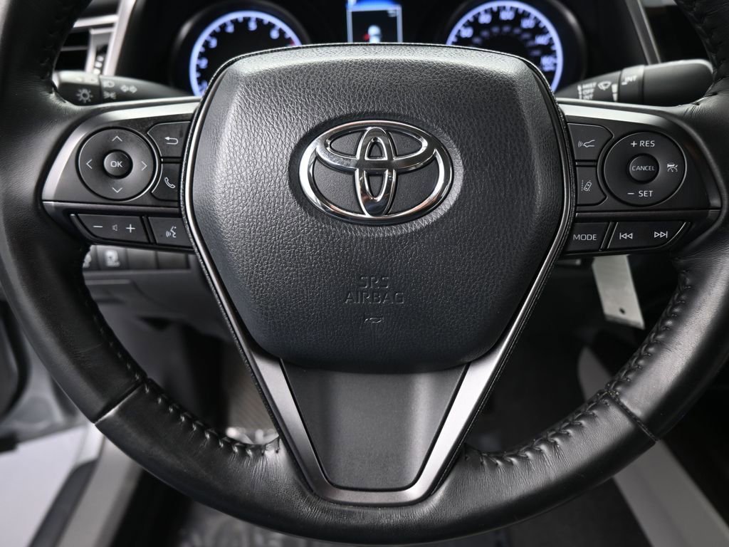 Used 2022 Toyota Camry SE image 30
