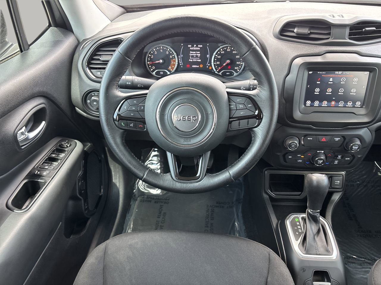 Used 2020 Jeep Renegade Altitude FWD image 12