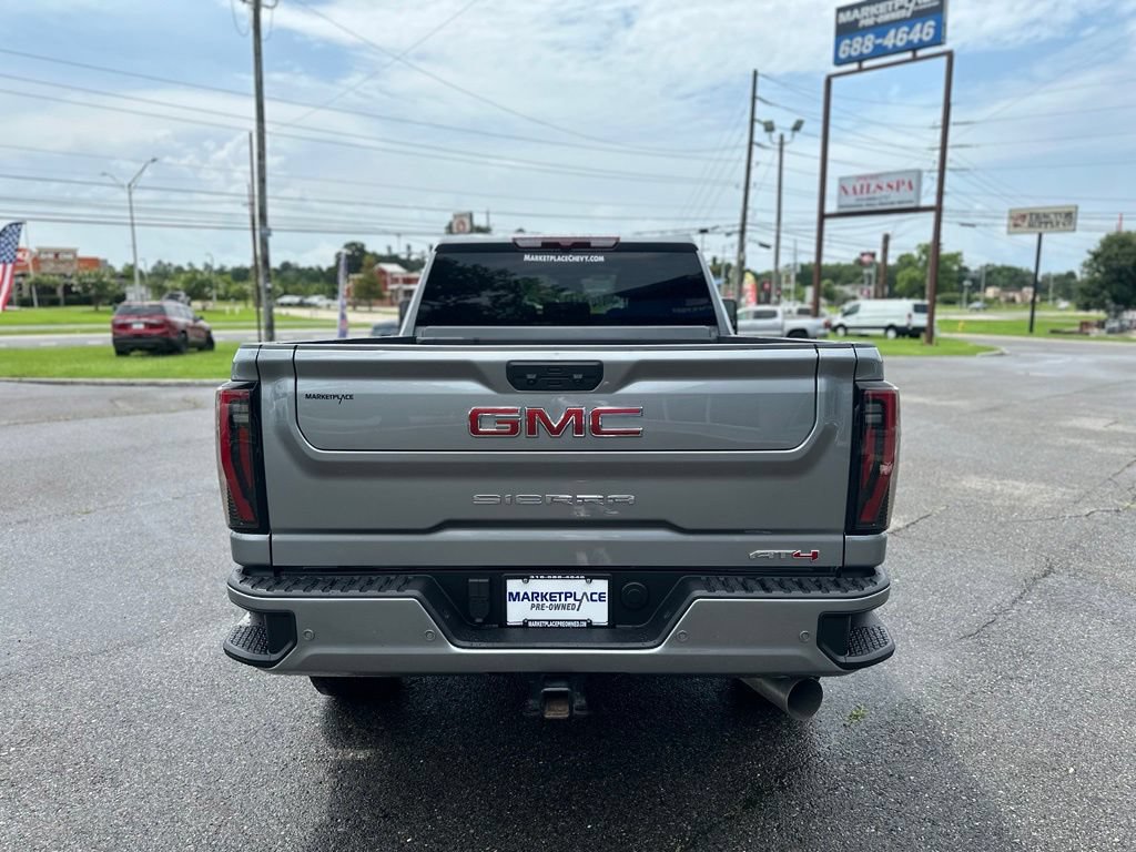 Used 2025 GMC Sierra 2500 AT4 AWD/4WD image 6
