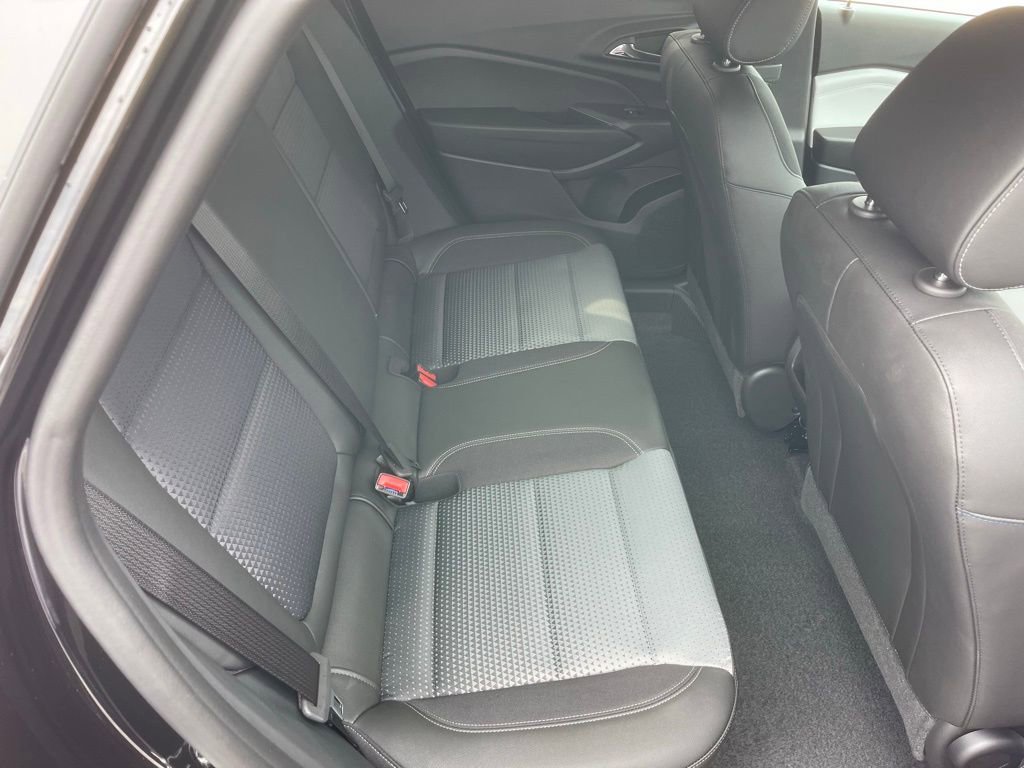 New 2026 Chevrolet Trax LT image 25