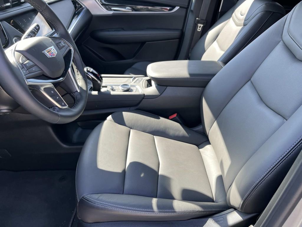 Certified 2026 Cadillac XT5 Premium Luxury image 28