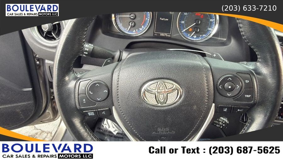 Used 2018 Toyota Corolla SE w/ SE Premium Package FWD image 20