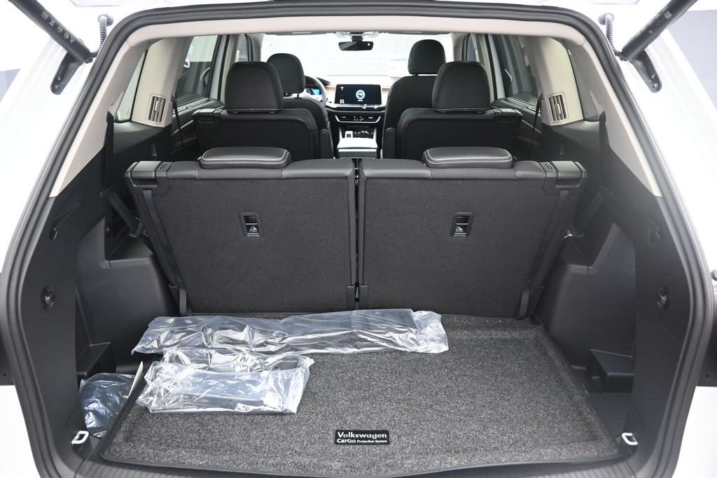 New 2026 Volkswagen Atlas SE FWD image 24