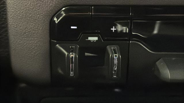 Used 2019 RAM 1500 Rebel w/ Rebel Level 2 Equipment Group AWD/4WD image 31