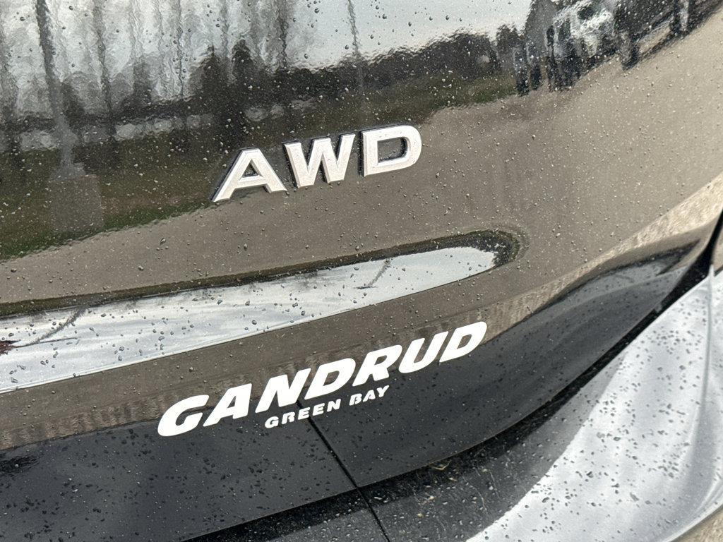 Certified 2025 Nissan Rogue SV AWD/4WD image 8
