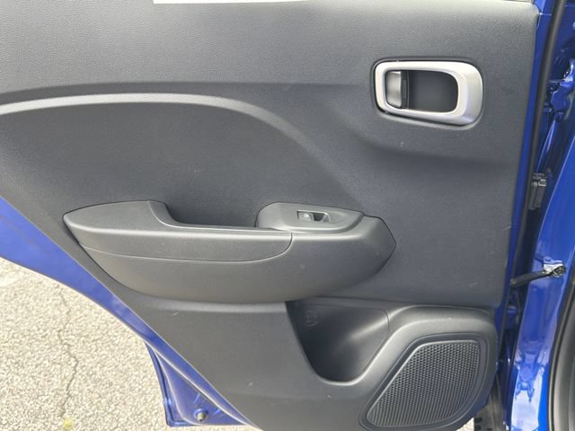 Certified 2025 Hyundai Venue SEL FWD image 21