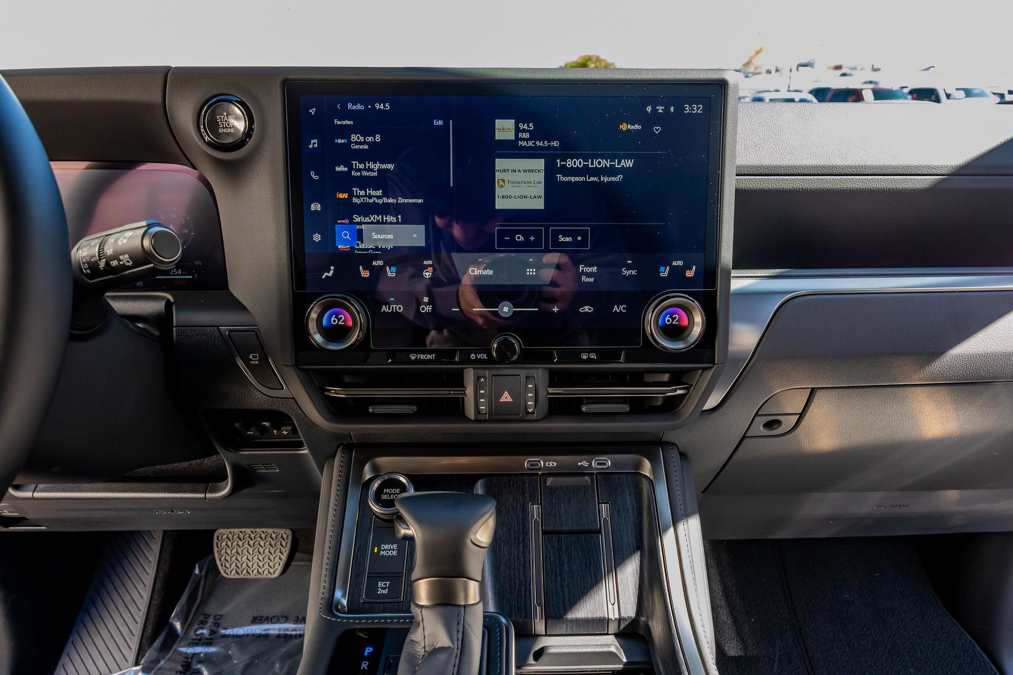 Used 2026 Lexus GX 550 w/ Accessory Package (2T) image 24