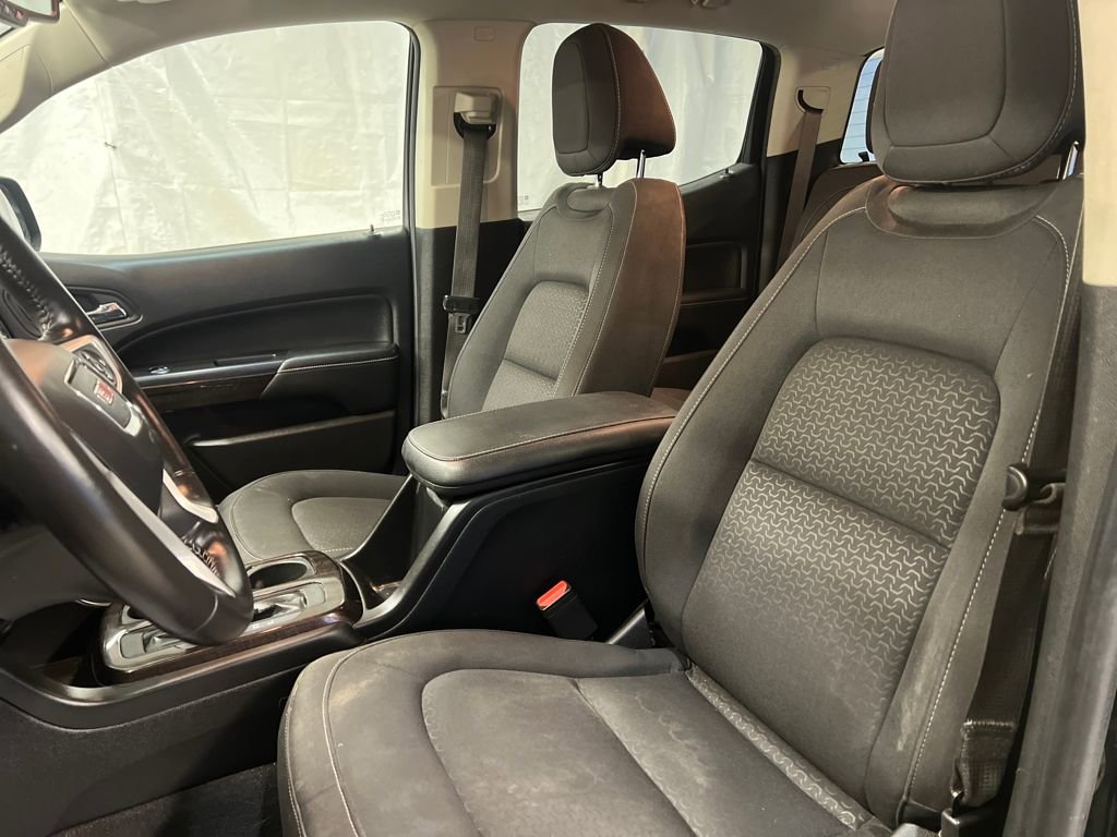 Used 2019 GMC Canyon SLE image 21