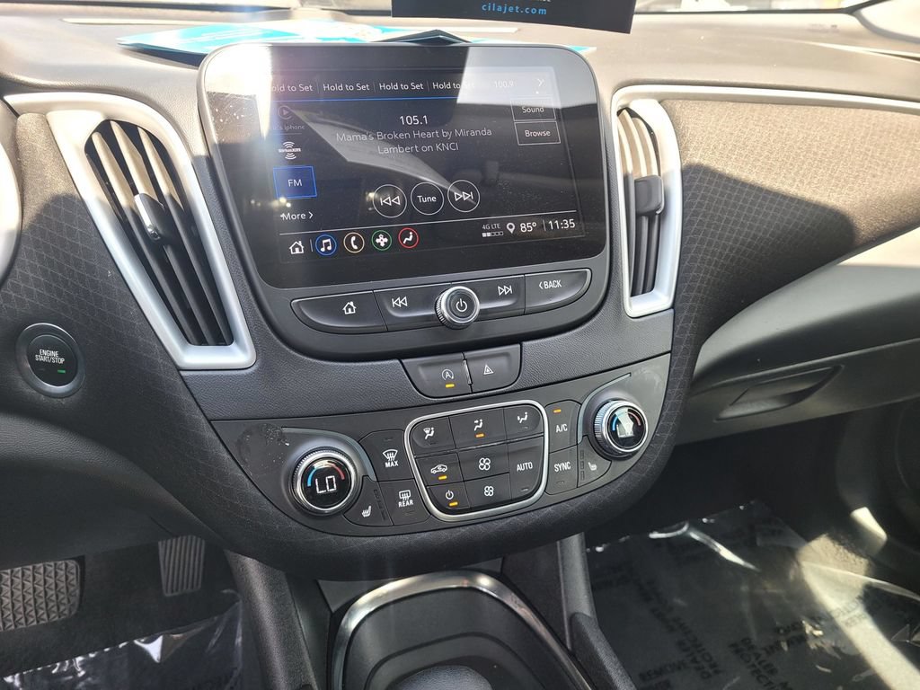 Used 2023 Chevrolet Malibu LT FWD image 18