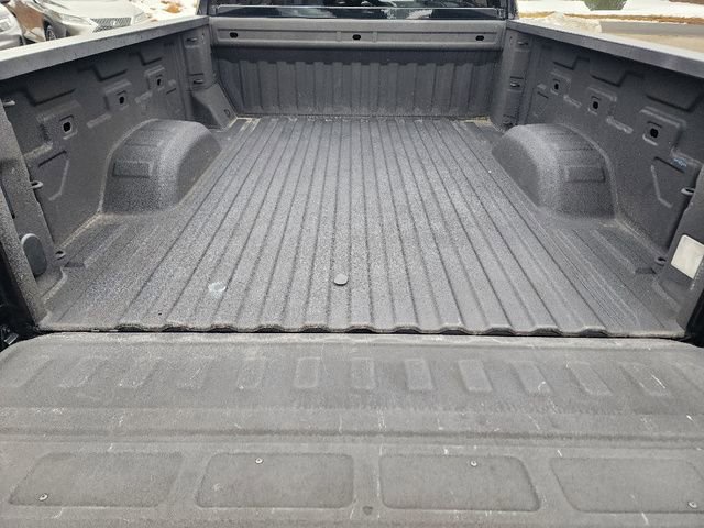 Used 2020 Chevrolet Silverado 2500 Custom w/ Custom Value Package image 17