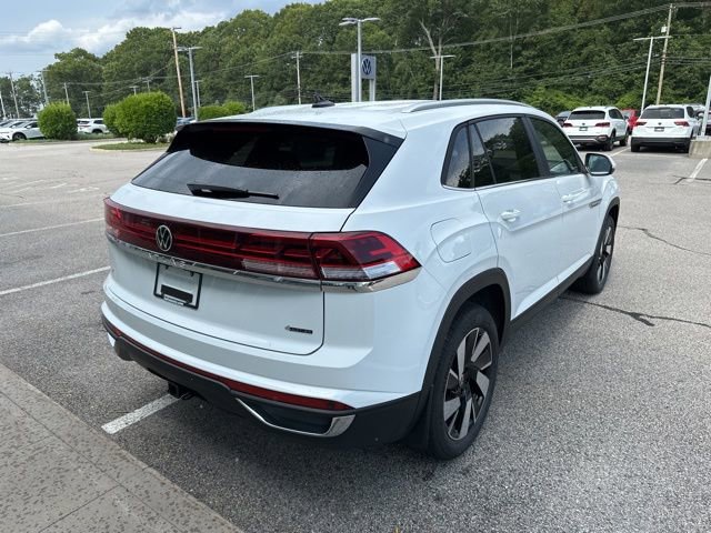 New 2025 Volkswagen Atlas Cross Sport SE image 7