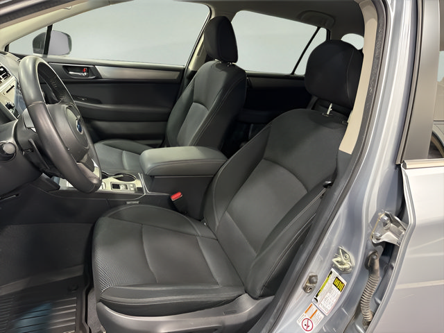 Used 2019 Subaru Outback 2.5i Premium w/ Popular Package #2 AWD/4WD image 11