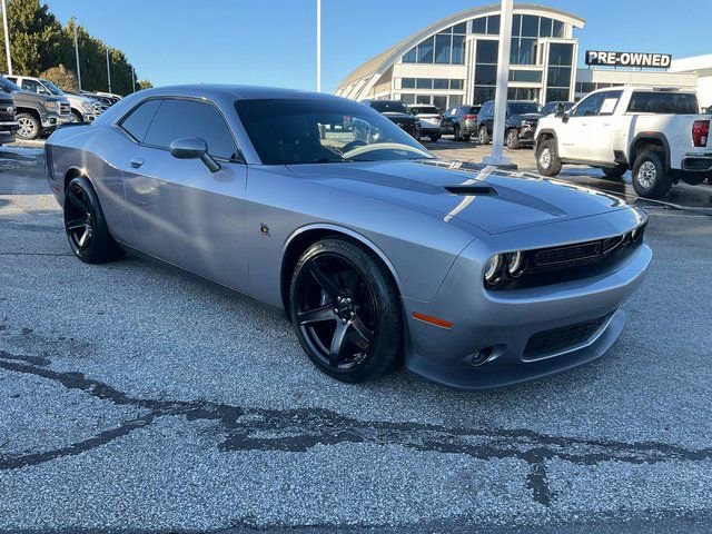 Used 2016 Dodge Challenger R/T Scat Pack image 3