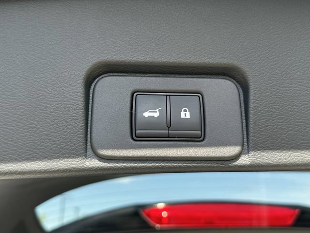 Certified 2025 Nissan Rogue SL w/ Tech Package AWD/4WD image 21