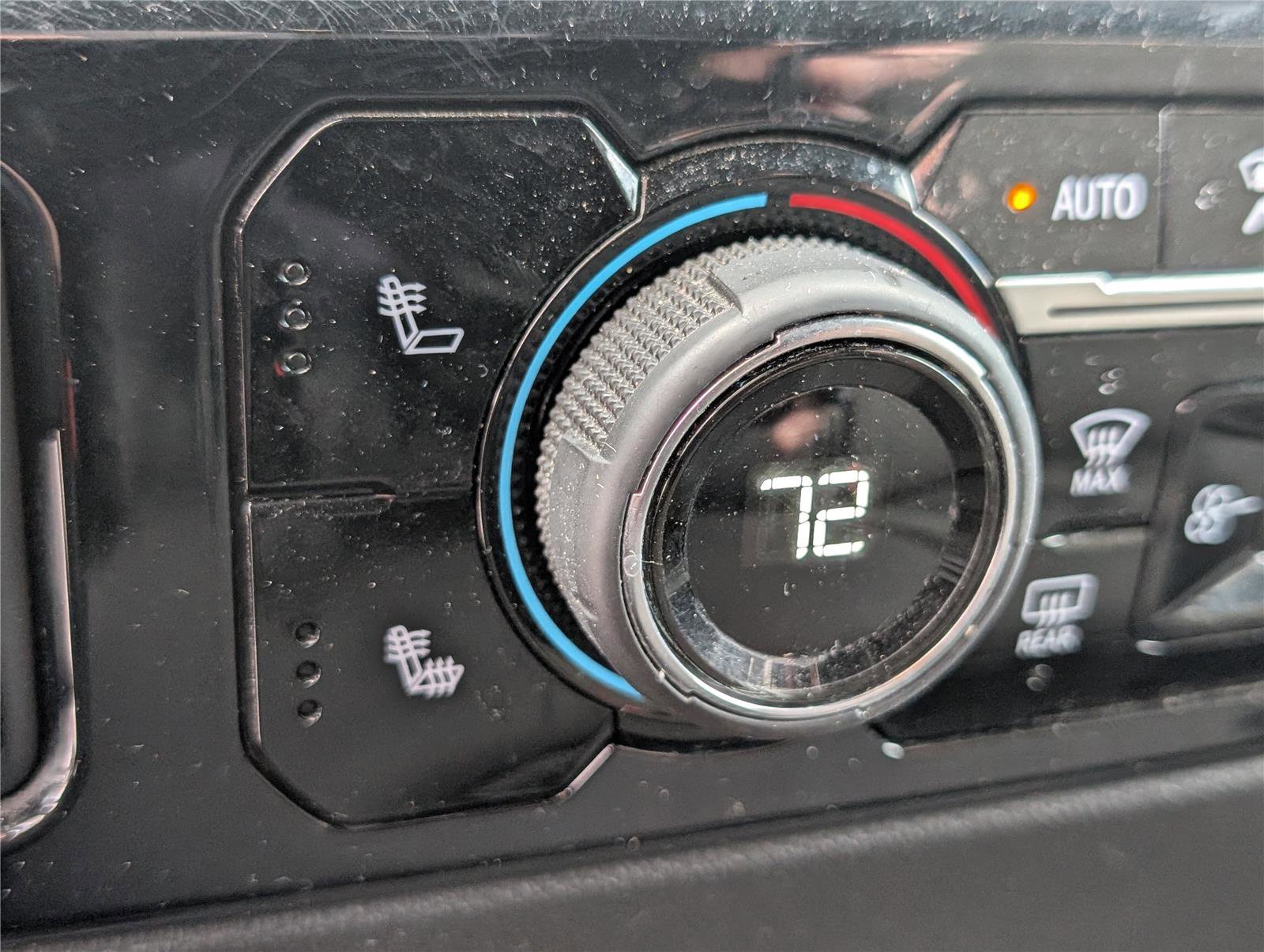 Used 2024 Chevrolet Silverado 3500 LT w/ Convenience Package image 25