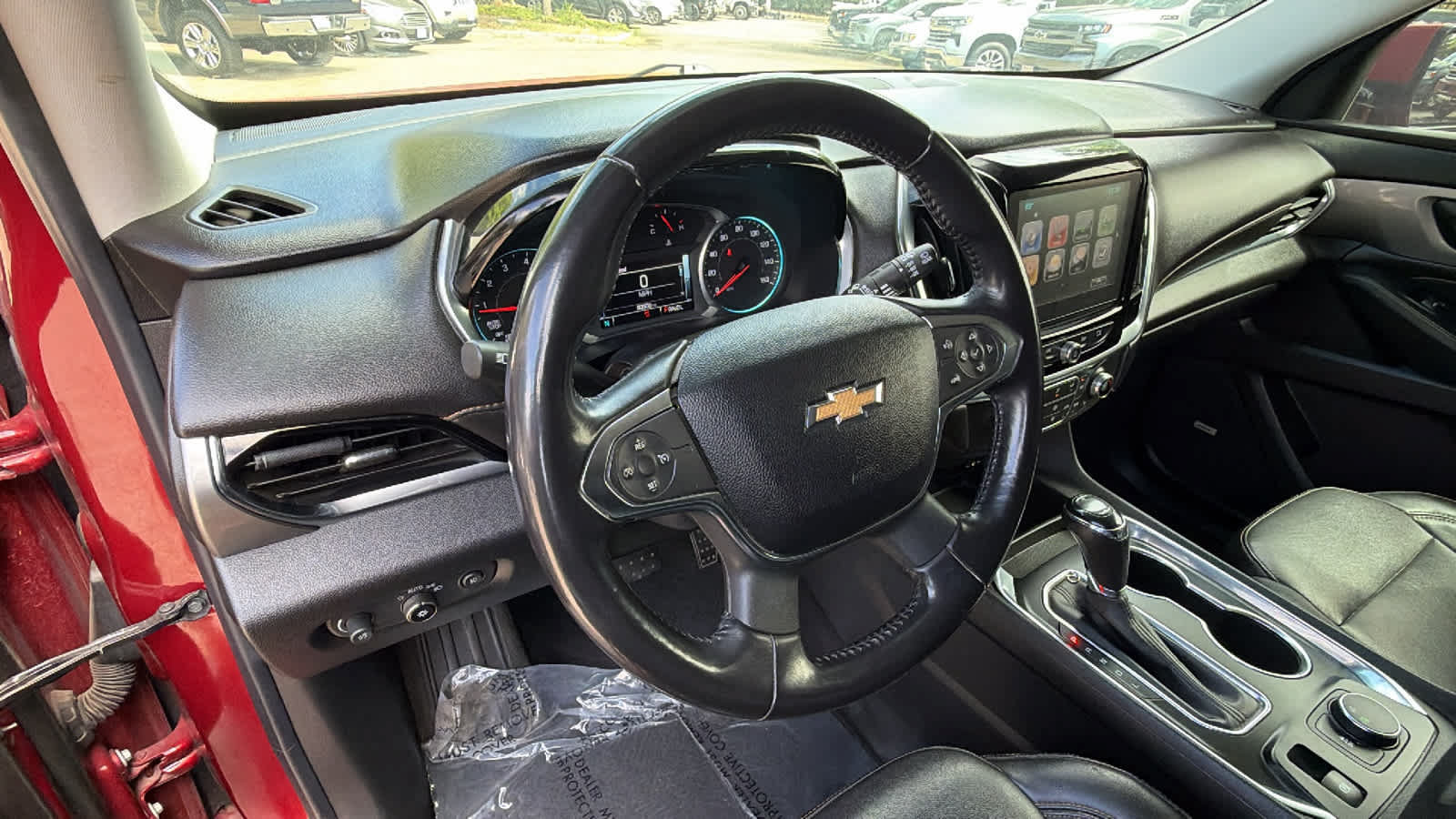 Used 2019 Chevrolet Traverse RS FWD image 10