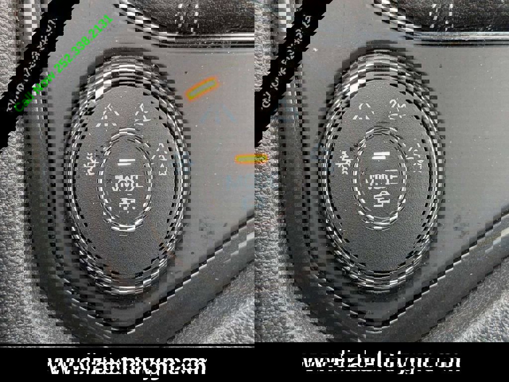 Used 2023 Volkswagen Tiguan SE image 31