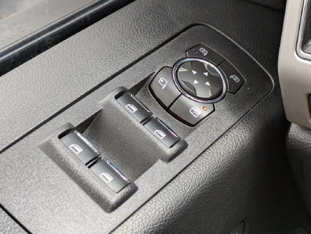 Used 2018 Ford F150 Lariat w/ Equipment Group 502A Luxury AWD/4WD image 20