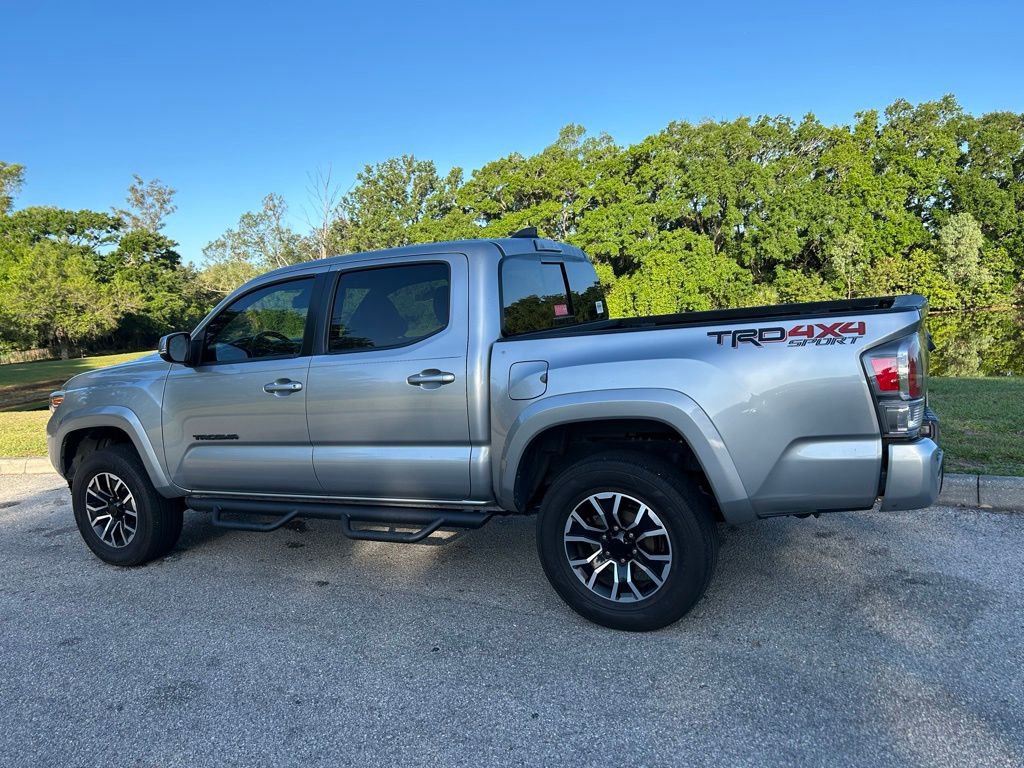 Used 2021 Toyota Tacoma TRD Sport w/ Technology Package image 3