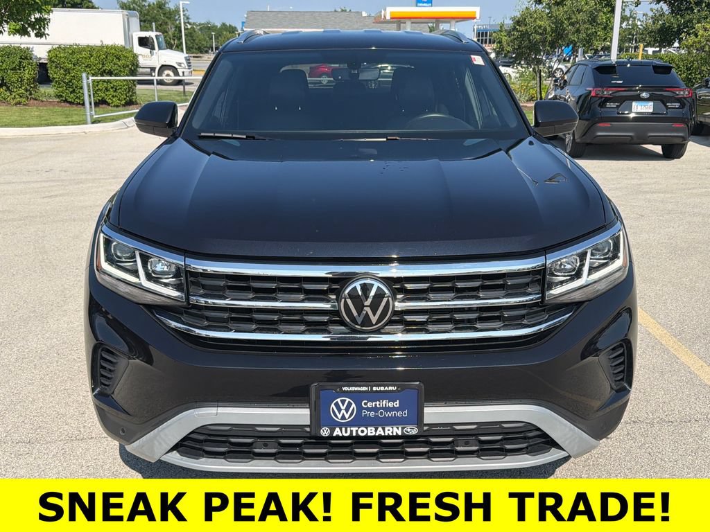 Certified 2023 Volkswagen Atlas Cross Sport SE w/ Black Wheel Package AWD/4WD image 2
