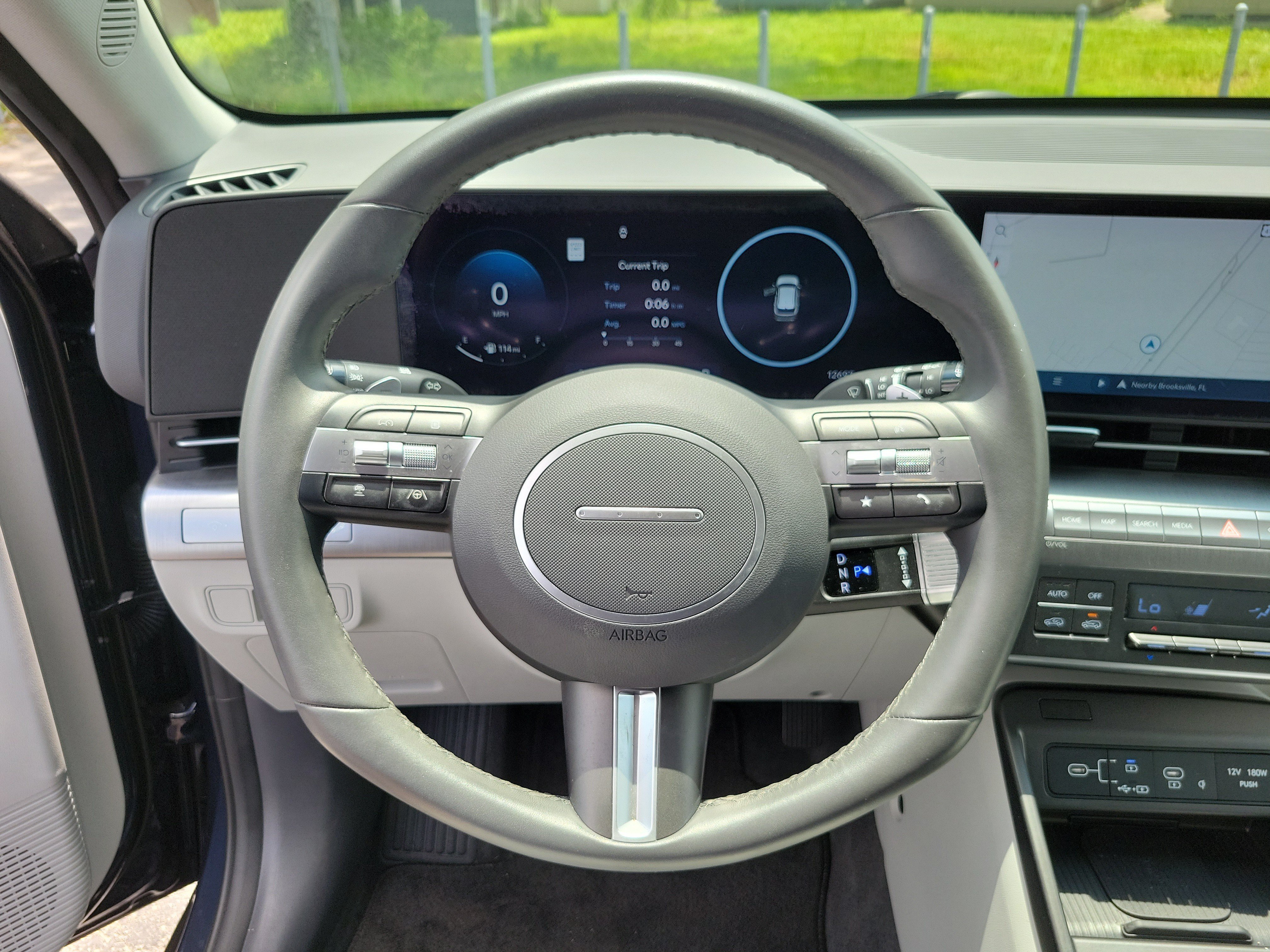 Used 2025 Hyundai Kona SEL FWD image 27