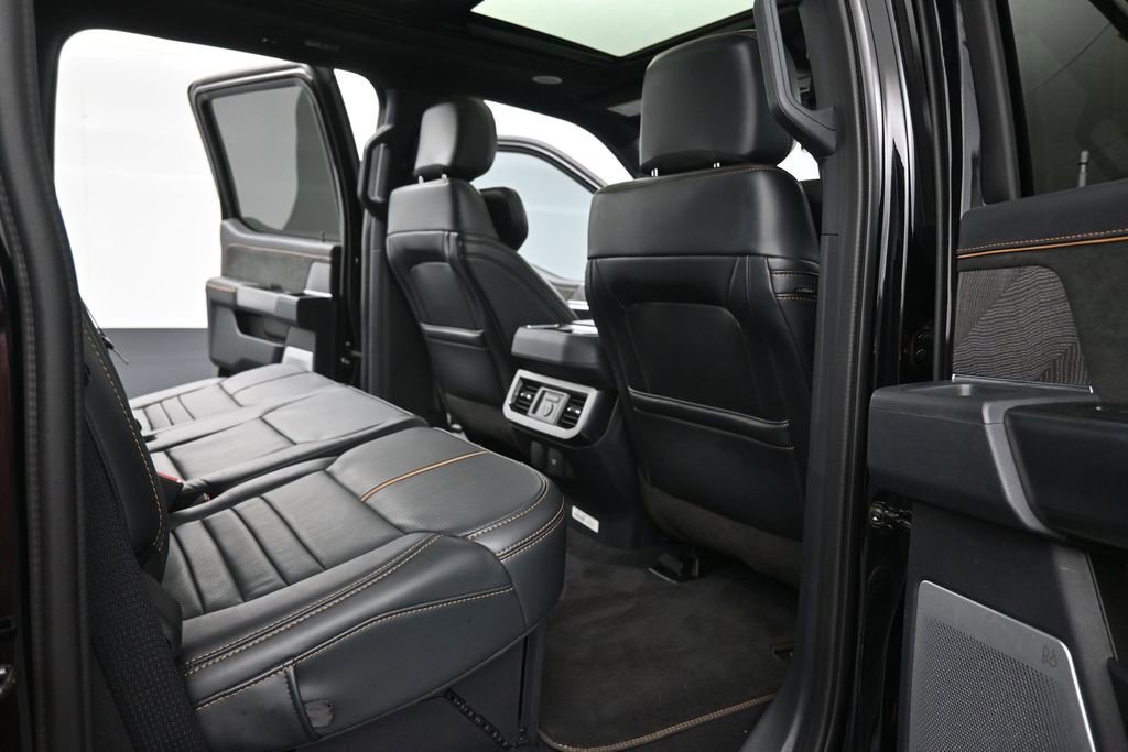 Used 2023 Ford F350 Platinum w/ FX4 Off-Road Package AWD/4WD image 16