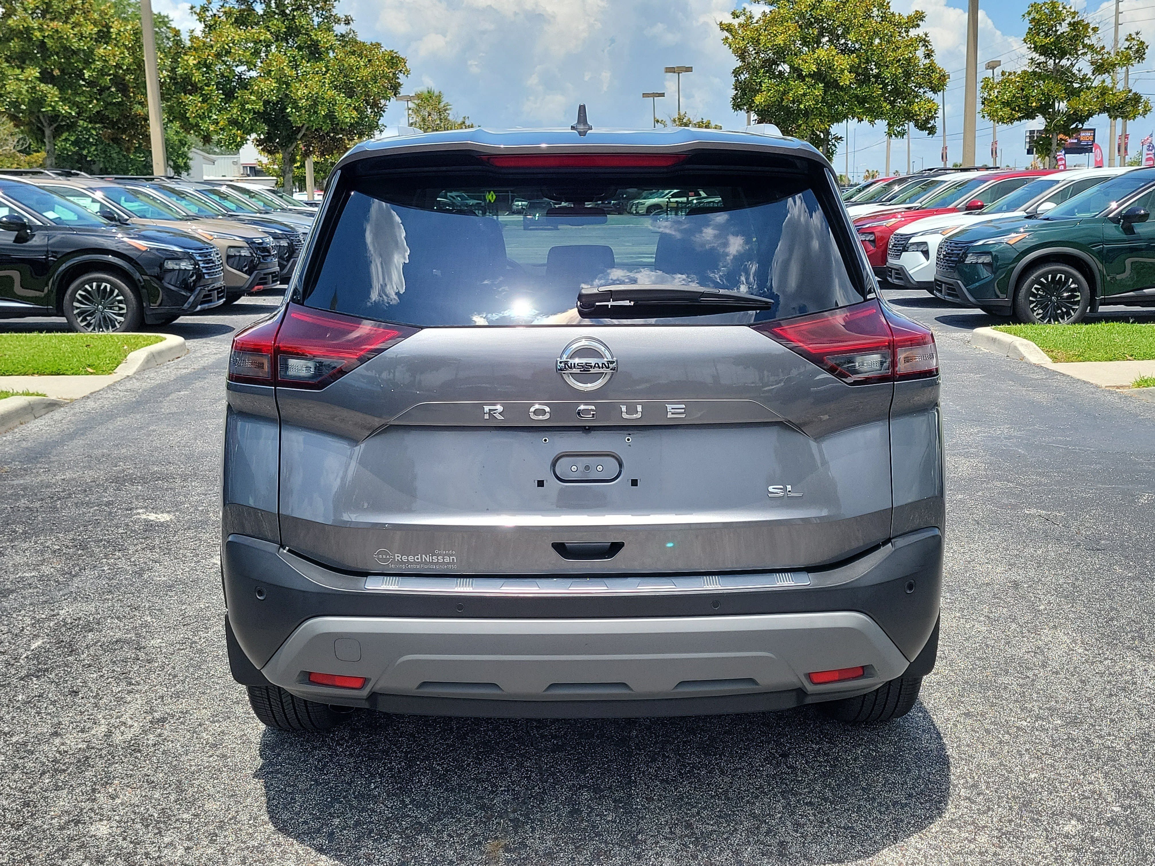 Certified 2021 Nissan Rogue SL w/ Premium Package FWD image 5