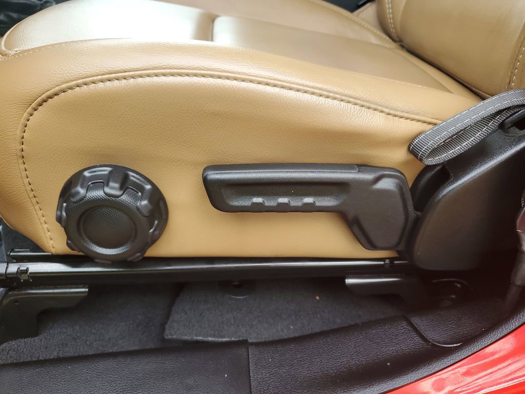 Used 2022 Jeep Wrangler Unlimited Rubicon 4xe w/ Steel Bumper Group image 23