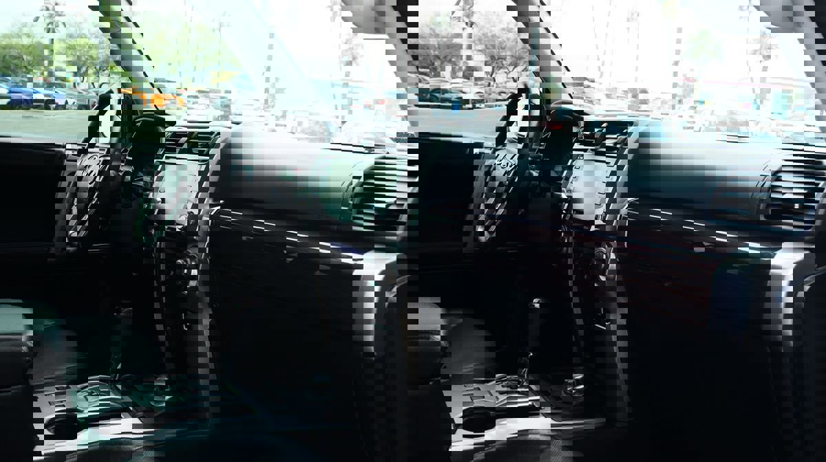 Used 2022 Toyota 4Runner Limited AWD/4WD image 40