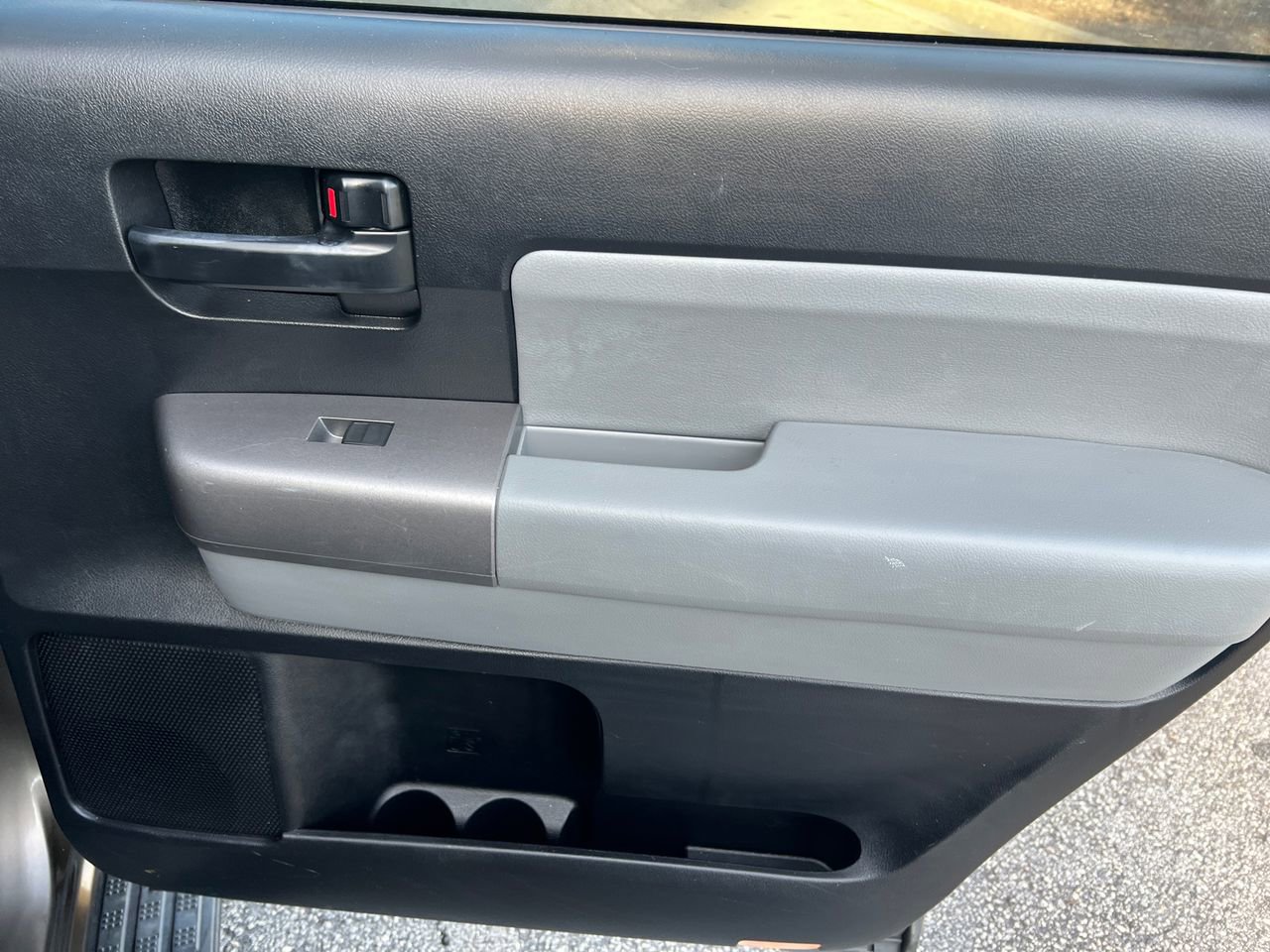 Used 2013 Toyota Sequoia SR5 image 18