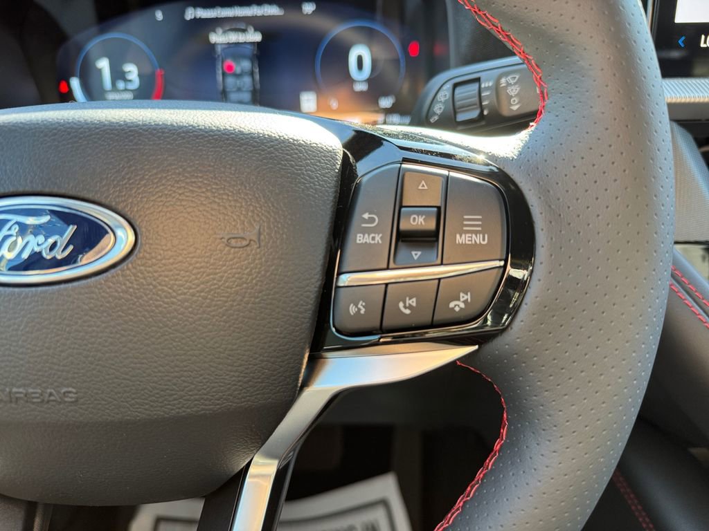 New 2026 Ford Explorer ST-Line w/ ST-Line Street Pack image 32