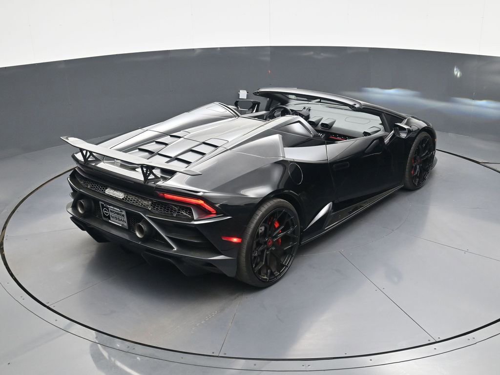 Used 2020 Lamborghini Huracan EVO image 29