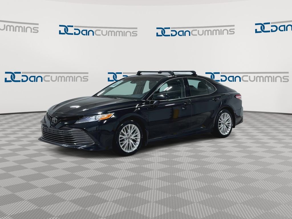 Used 2018 Toyota Camry XLE FWD image 5
