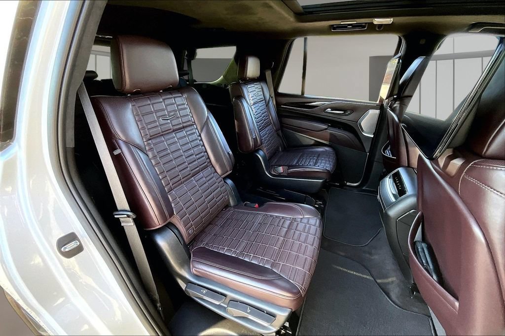 Used 2023 Cadillac Escalade Sport Platinum RWD image 29