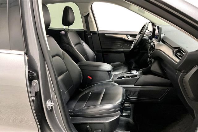 Used 2021 Ford Escape Titanium image 31