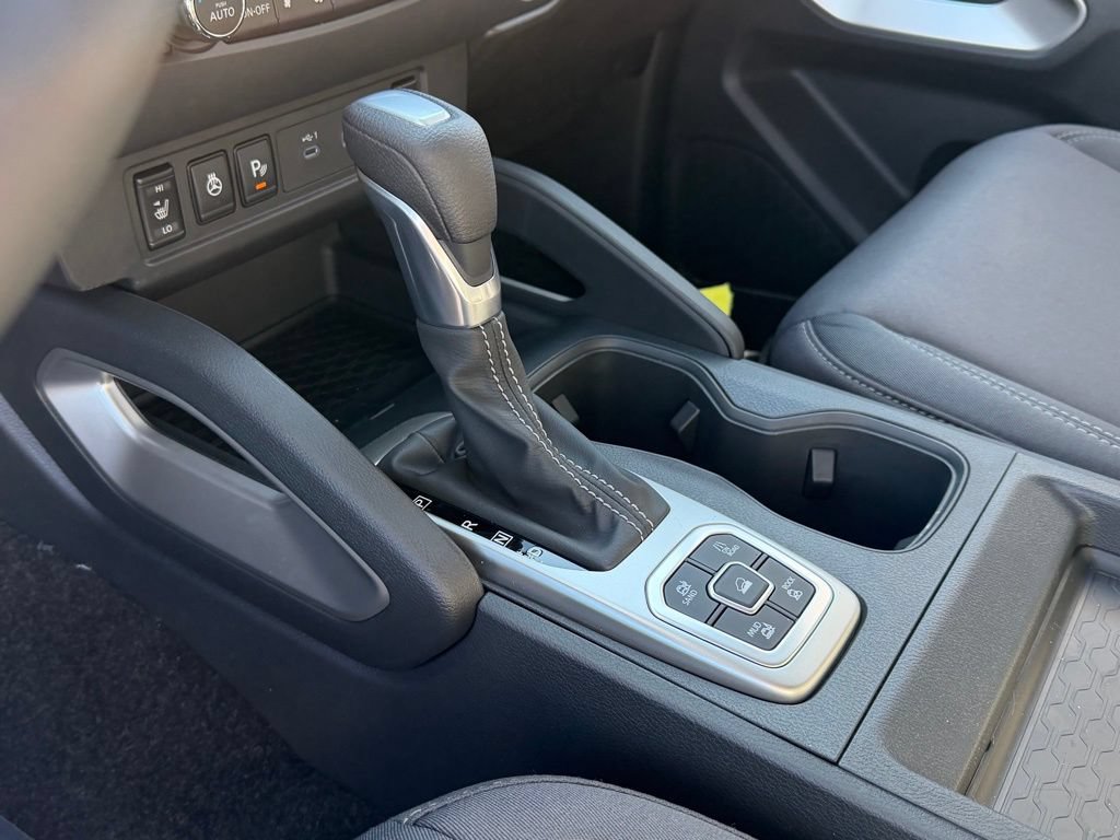 New 2026 Nissan Frontier SV w/ All-Weather Content Package AWD/4WD image 30
