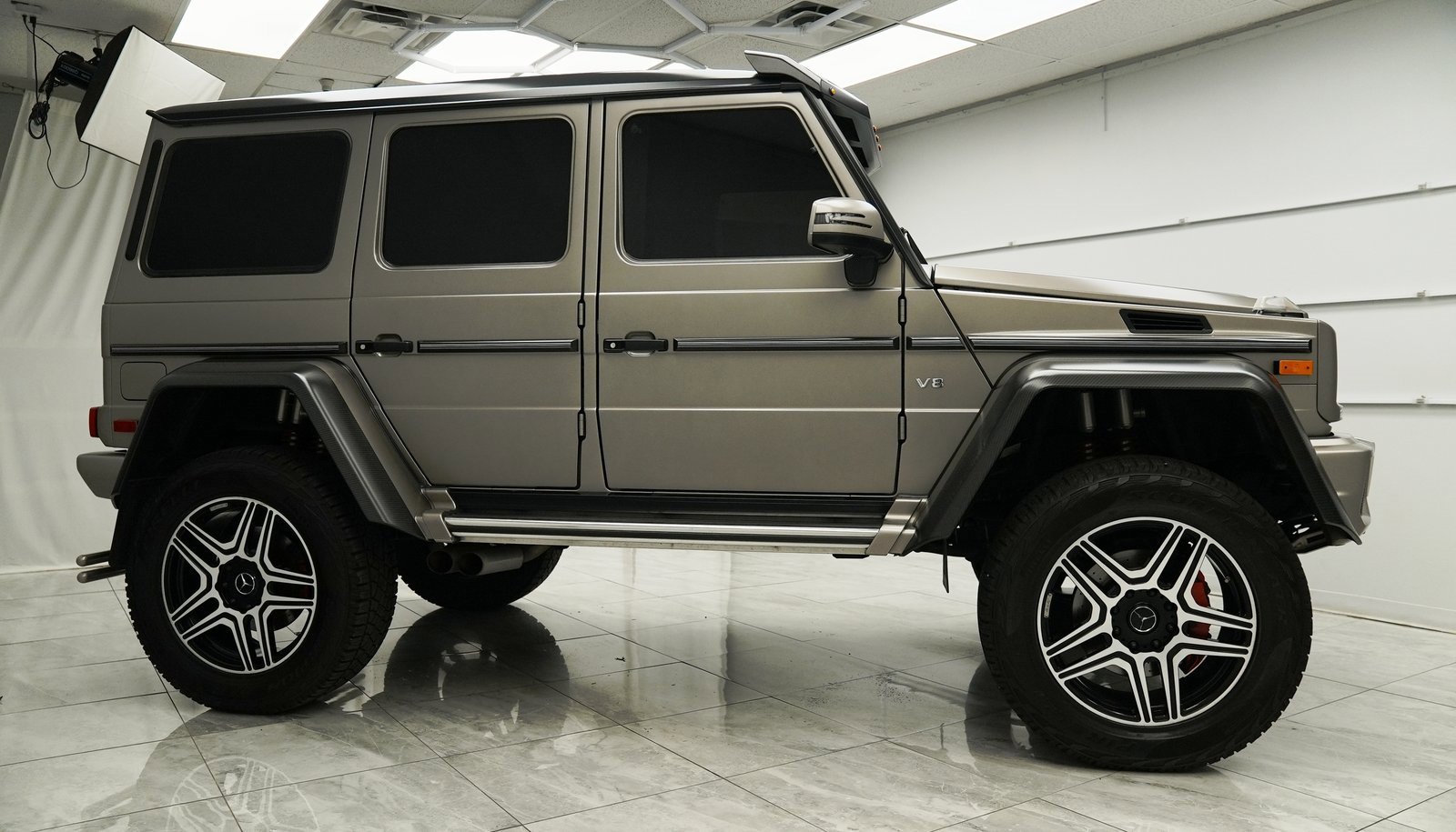 Used 2017 Mercedes-Benz G 550 Squared image 8