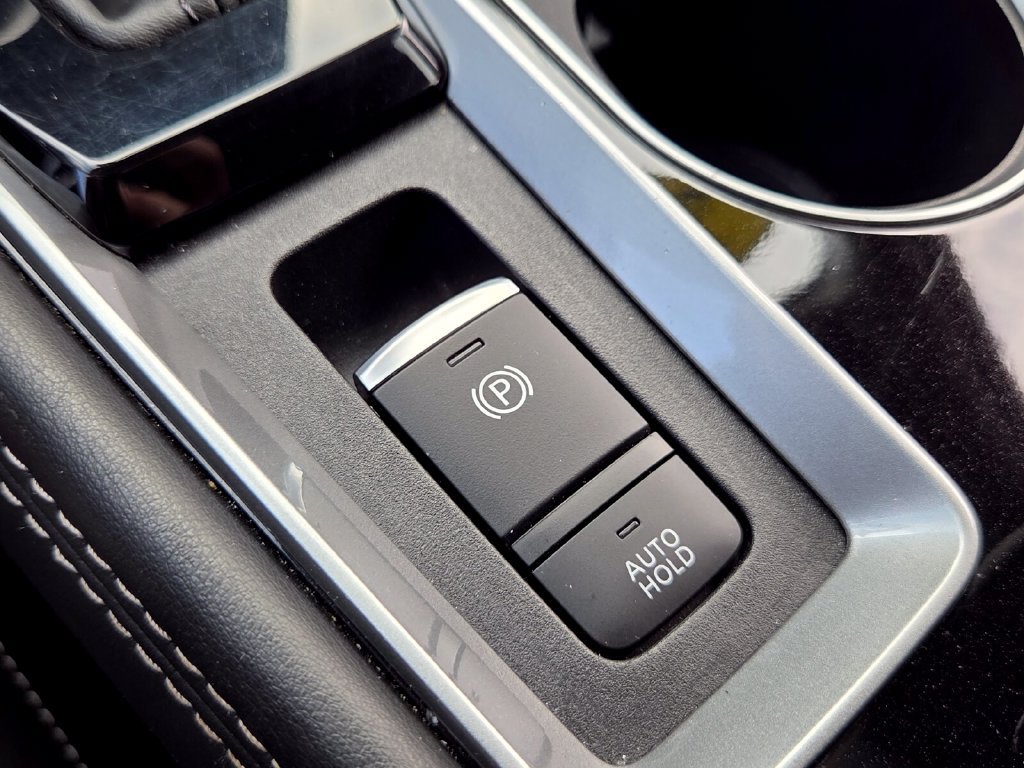 Used 2023 Nissan Altima 2.5 SL AWD/4WD image 35