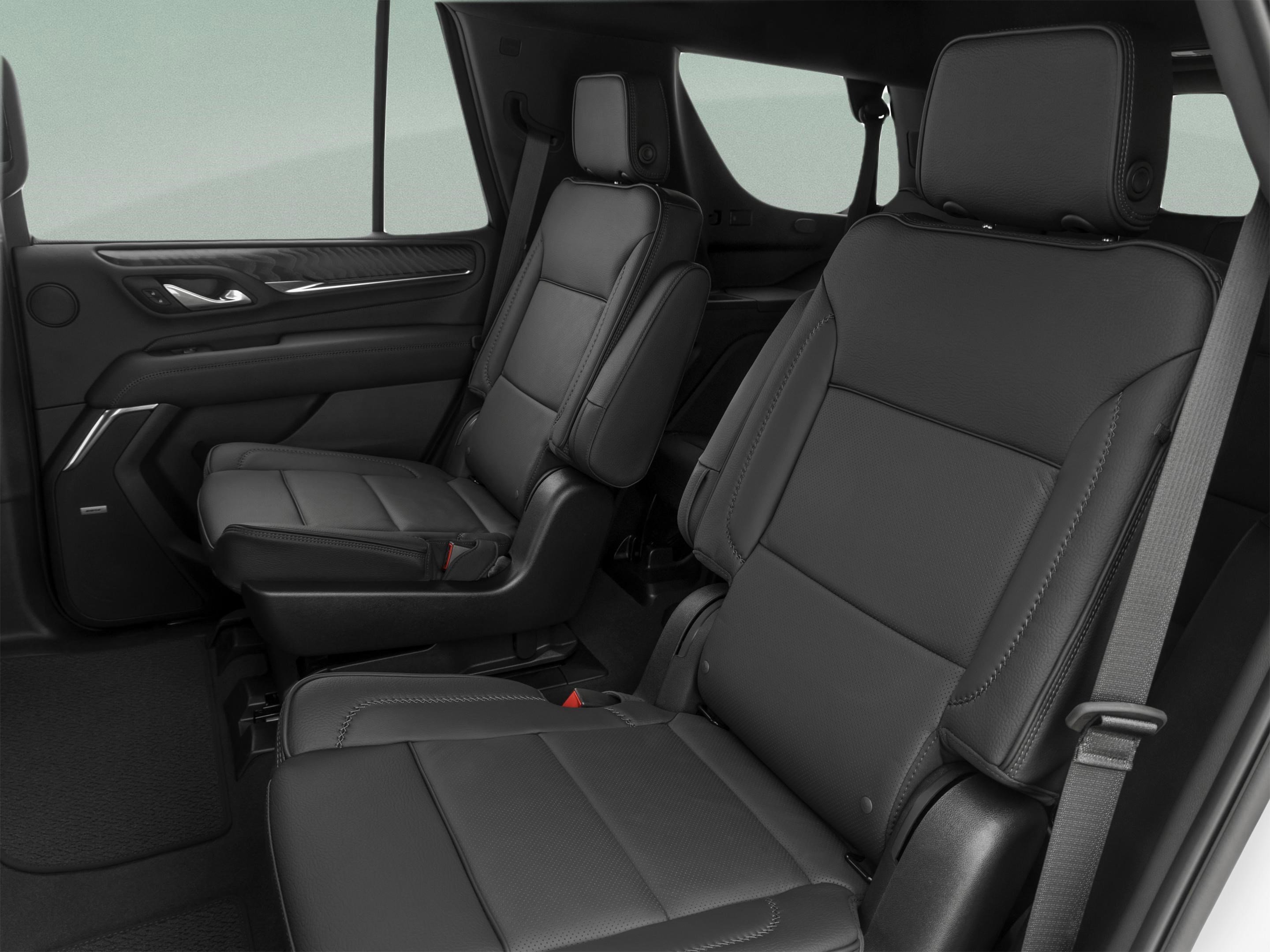 Used 2024 GMC Yukon Denali Ultimate AWD/4WD image 16
