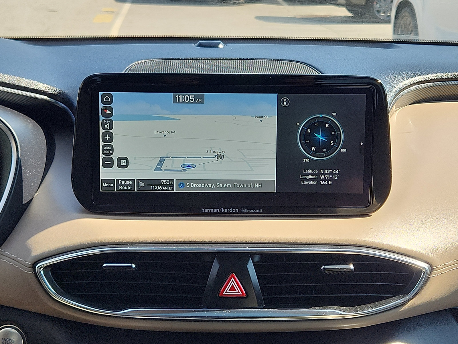 Used 2022 Hyundai Santa Fe Limited AWD/4WD image 16