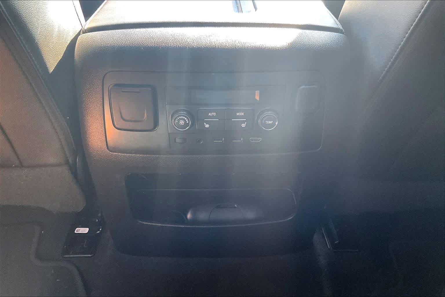 Used 2019 Chevrolet Tahoe LT AWD/4WD image 36