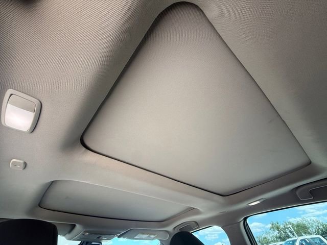 Used 2016 Nissan Maxima Platinum image 7