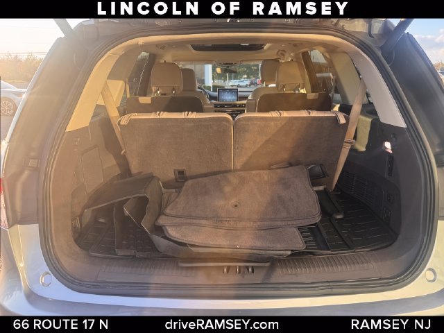 Certified 2021 Lincoln Aviator Reserve AWD/4WD image 6