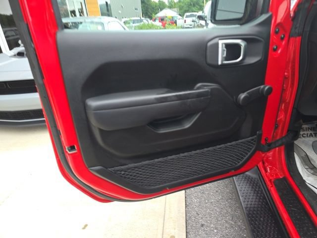 Used 2024 Jeep Wrangler Sport AWD/4WD image 10