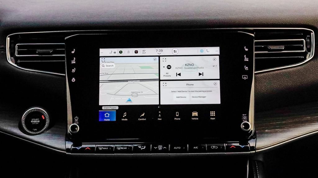 Used 2024 Jeep Wagoneer L Series II w/ Flexible Seating Group image 17