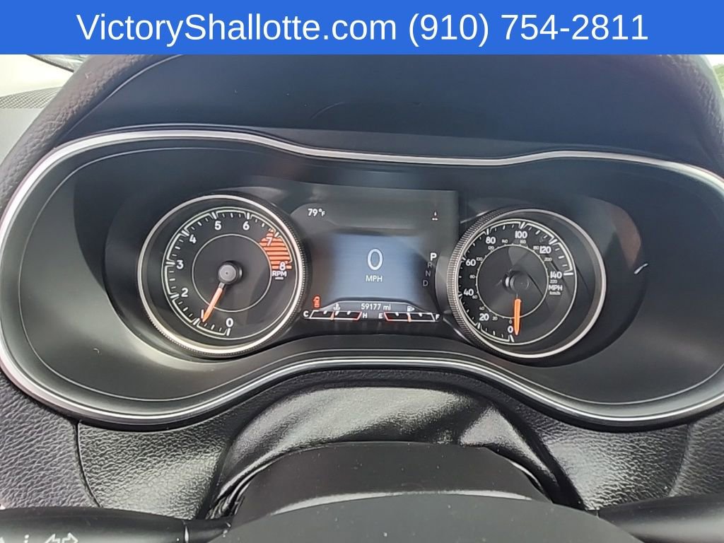 Used 2019 Jeep Cherokee Trailhawk image 9